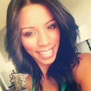 Meet your Posher, Stephanie